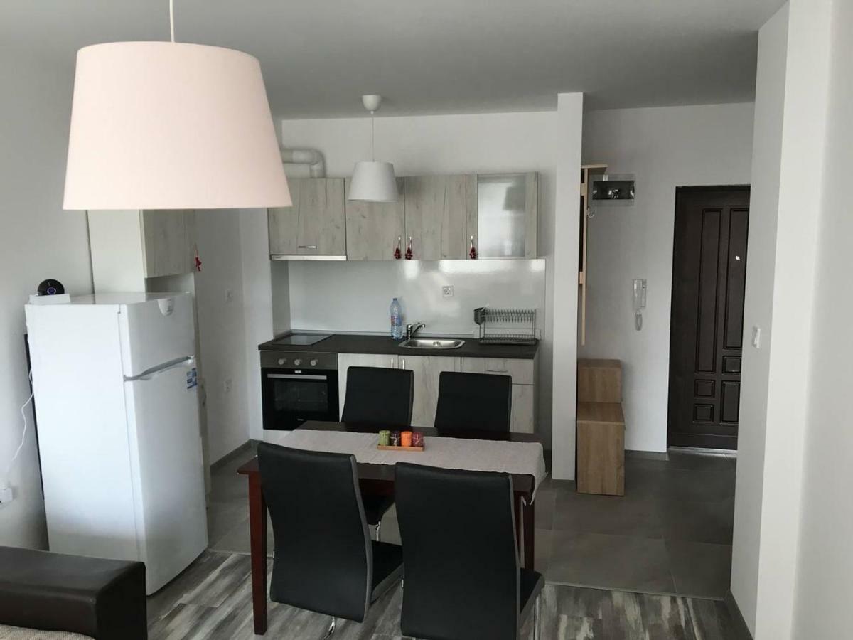 Apartvel Apartment 1 韦林格勒 外观 照片